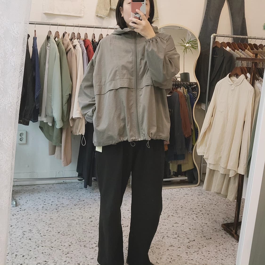 Lutique 연카키 홑겹 바람막이 상품이미지9