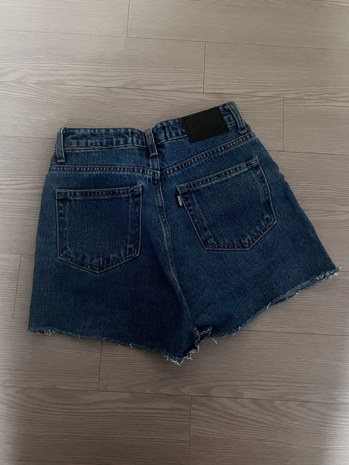 미스치프 데님 쇼츠 상품이미지3