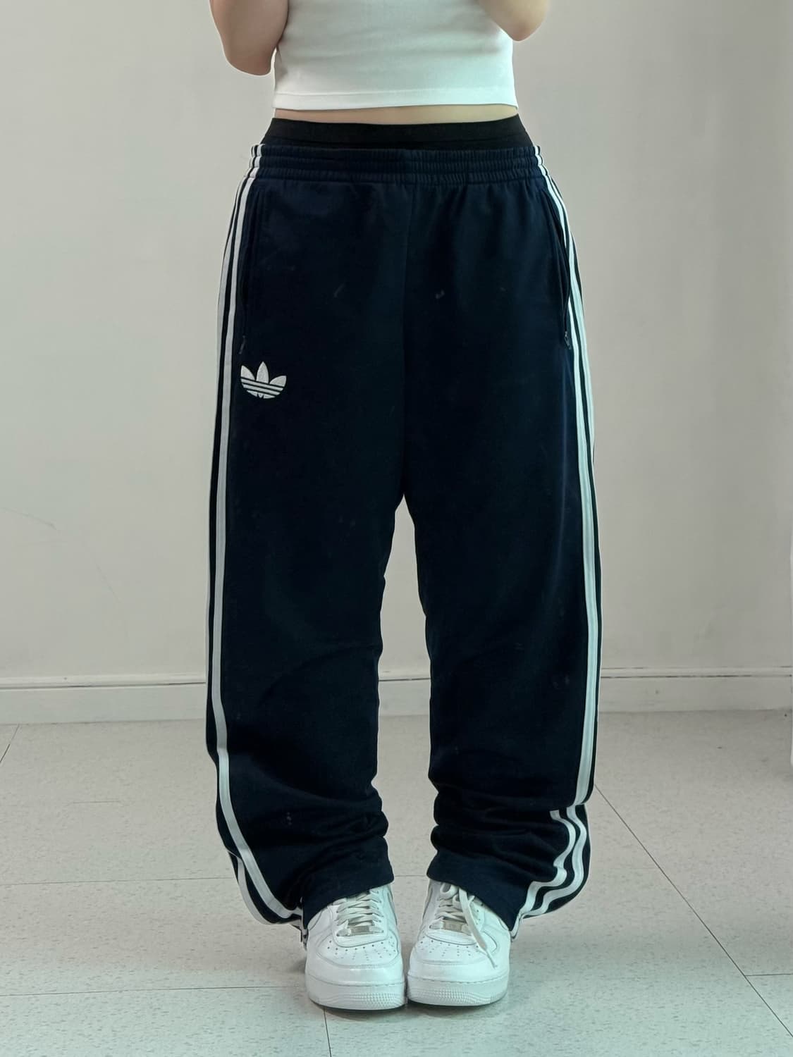 아디다스 구파이어버드 네이비 트랙팬츠 상품이미지1