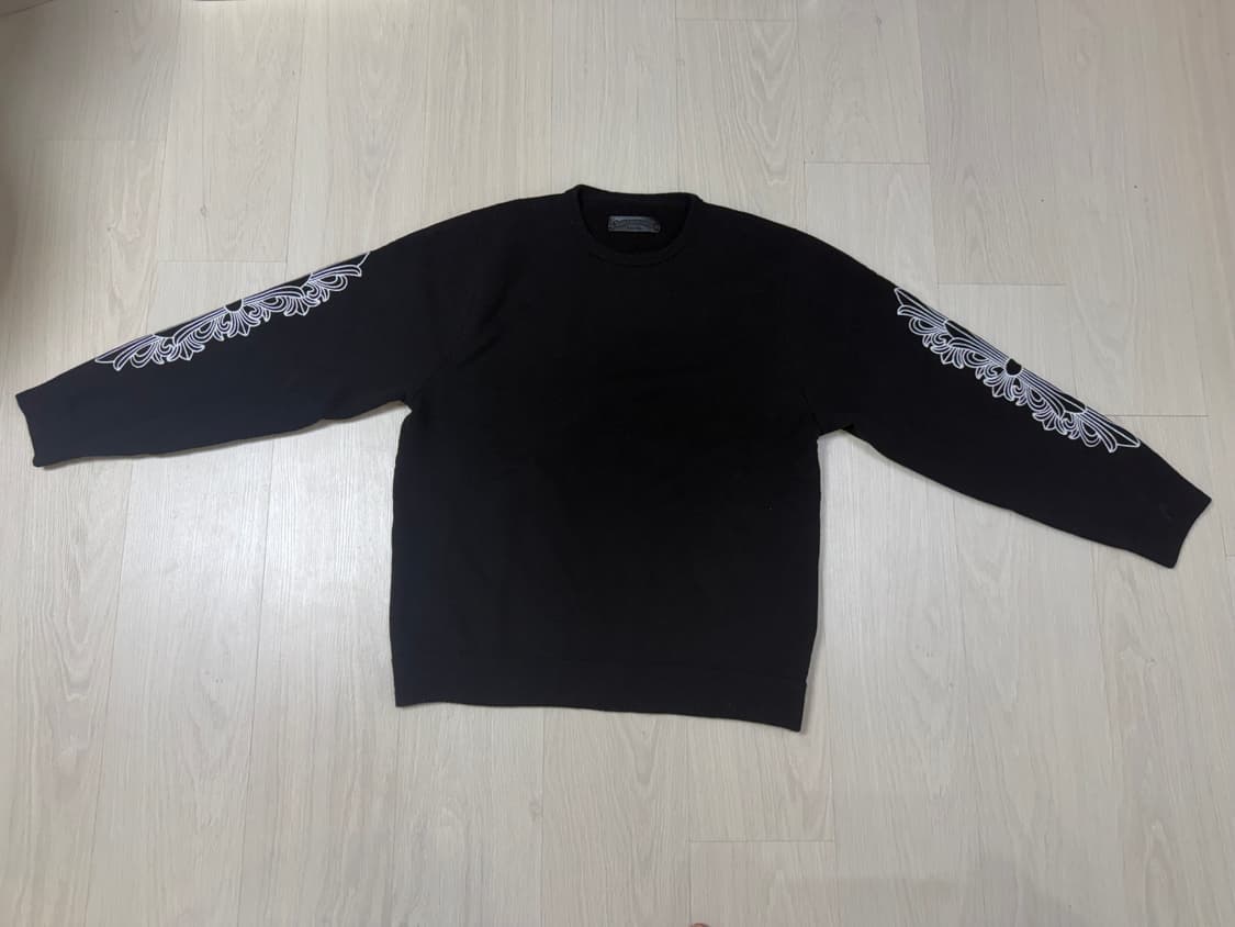 크롬하츠 화이트 자수 블랙 니트 XL 상품이미지1