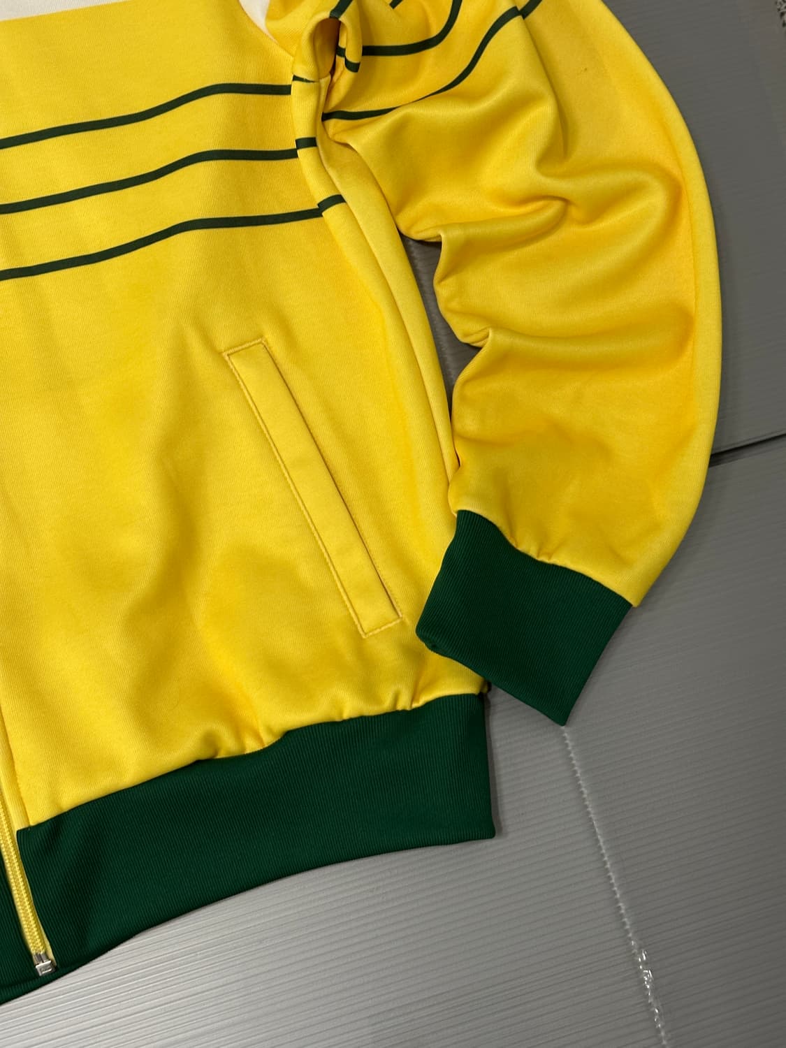 아디다스 트랙탑 져지 옐로우 그린 105 상품이미지3