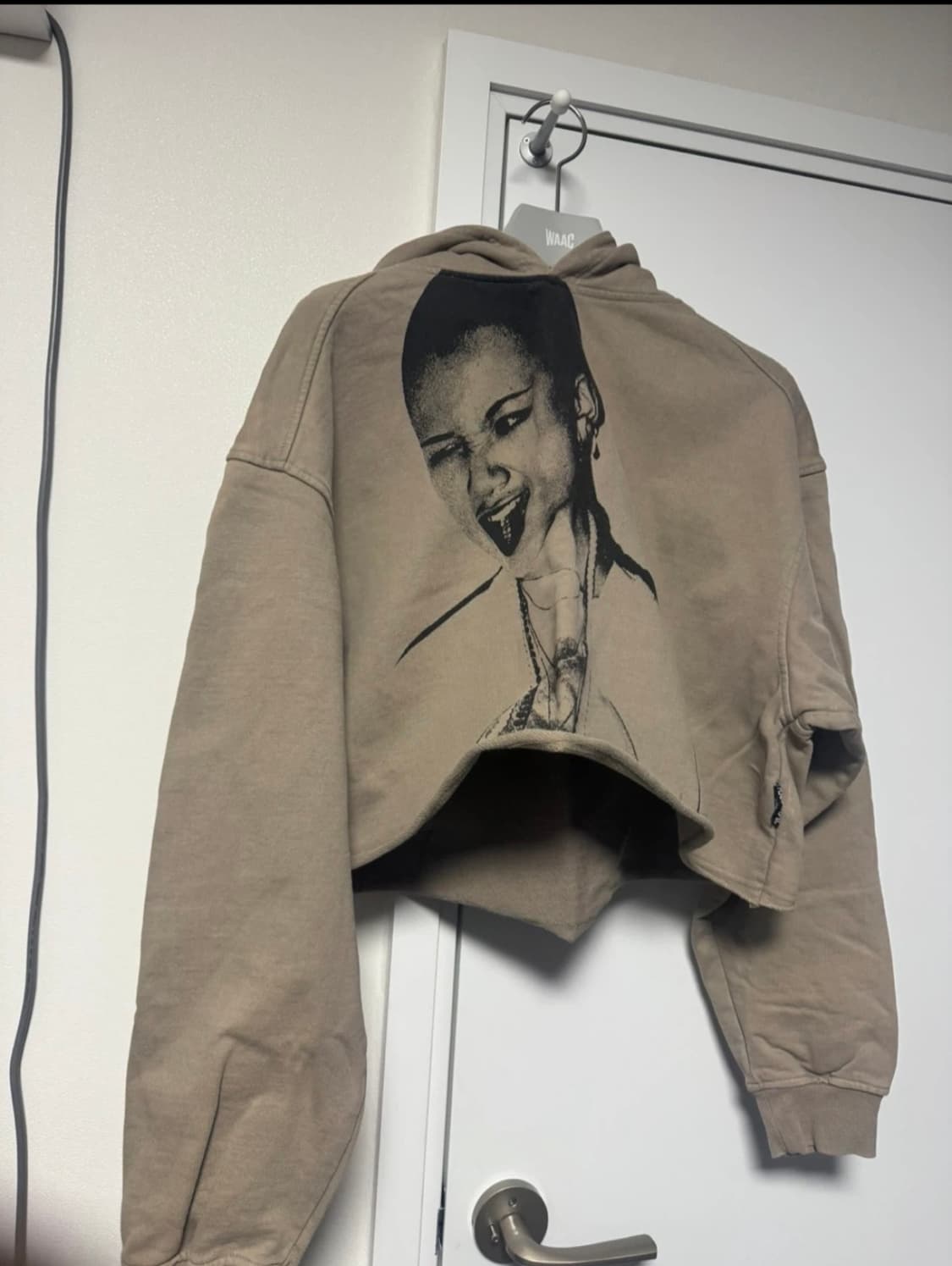 아조바이아조 크롭 후드티 상품이미지2