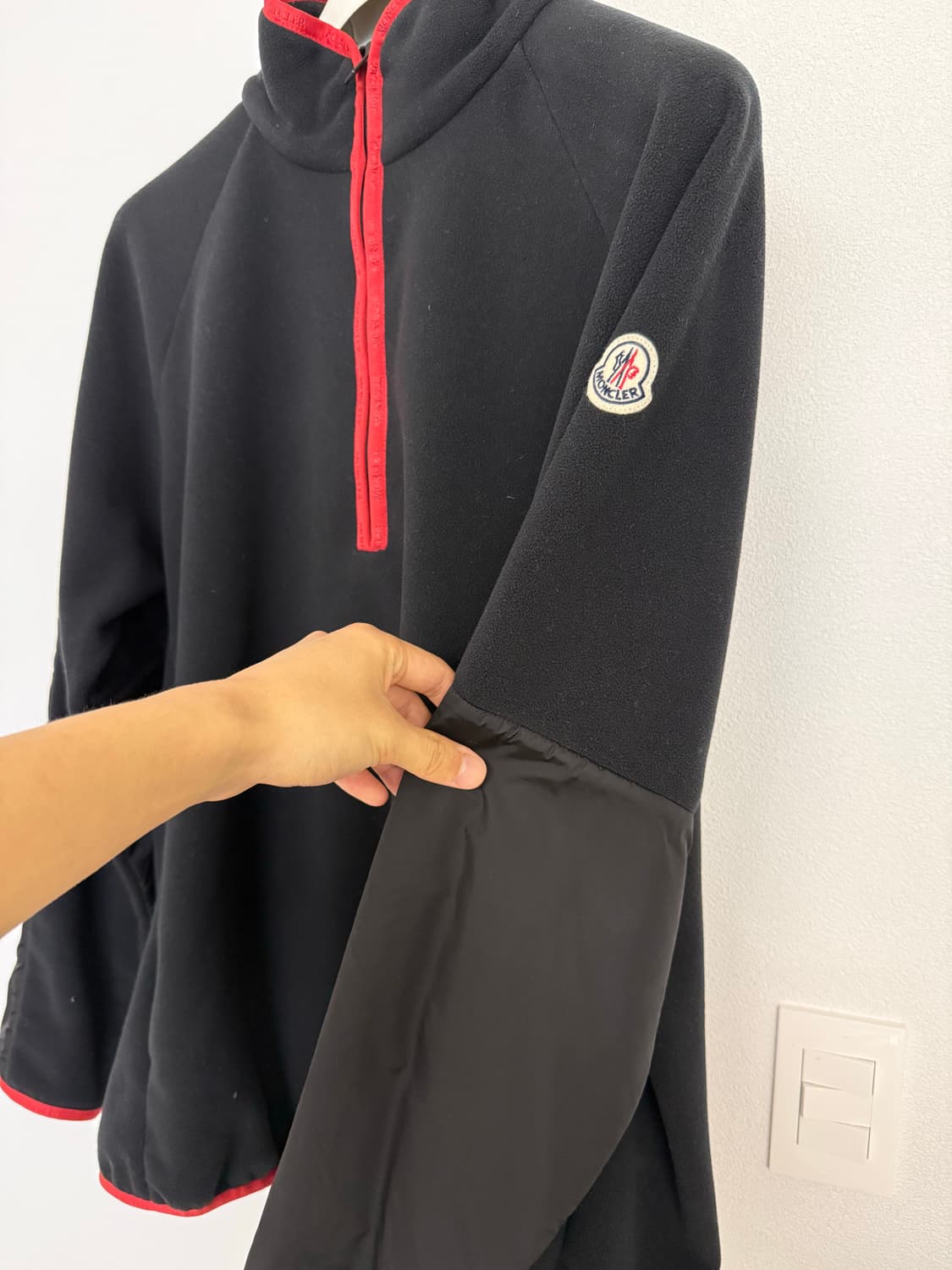 [110,XL] 몽클레어 국문택 블랙 플리스 집업 상품이미지3