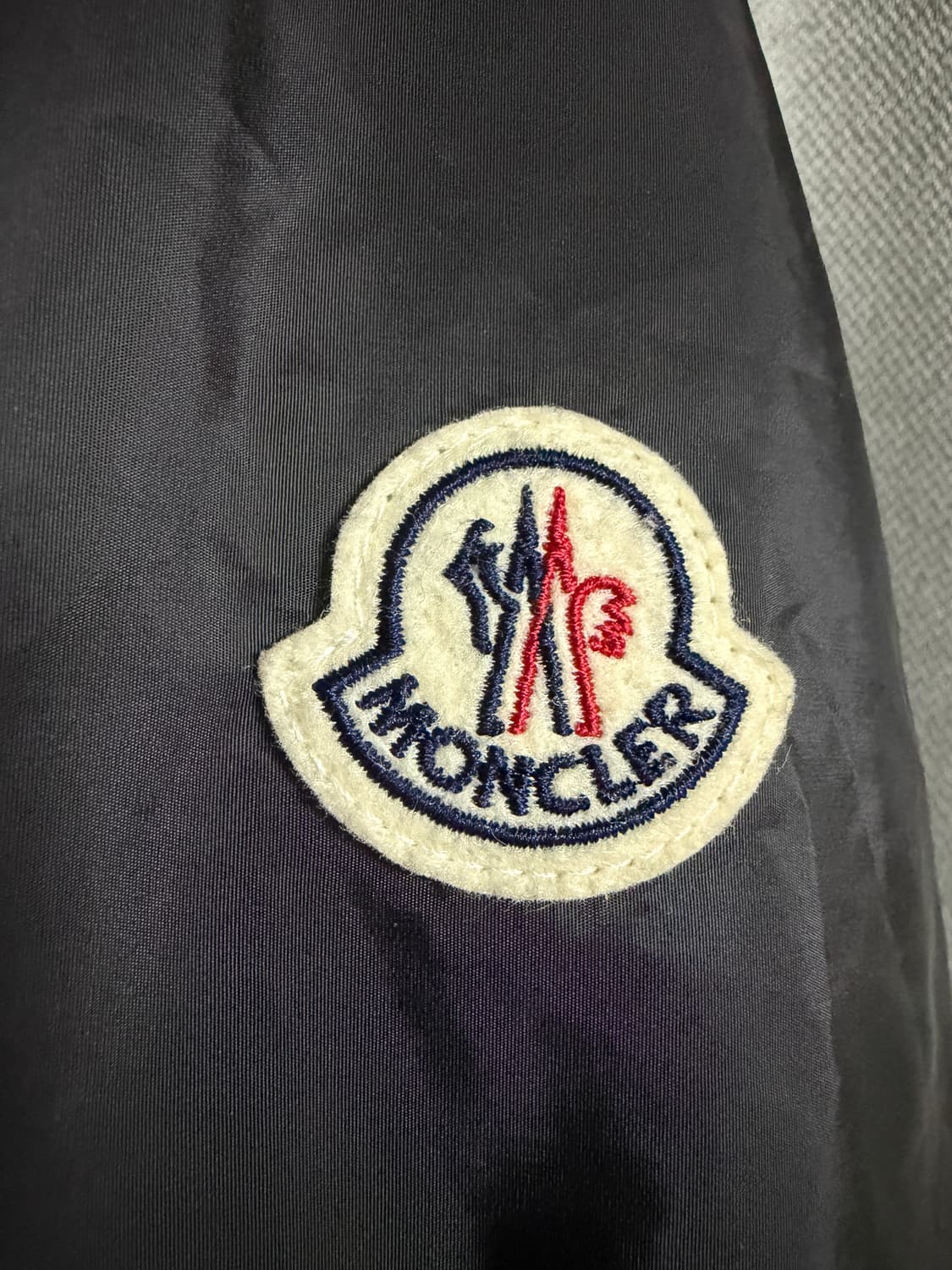 몽클레어 레모레이 후드 바람막이 판매합니다 상품이미지5