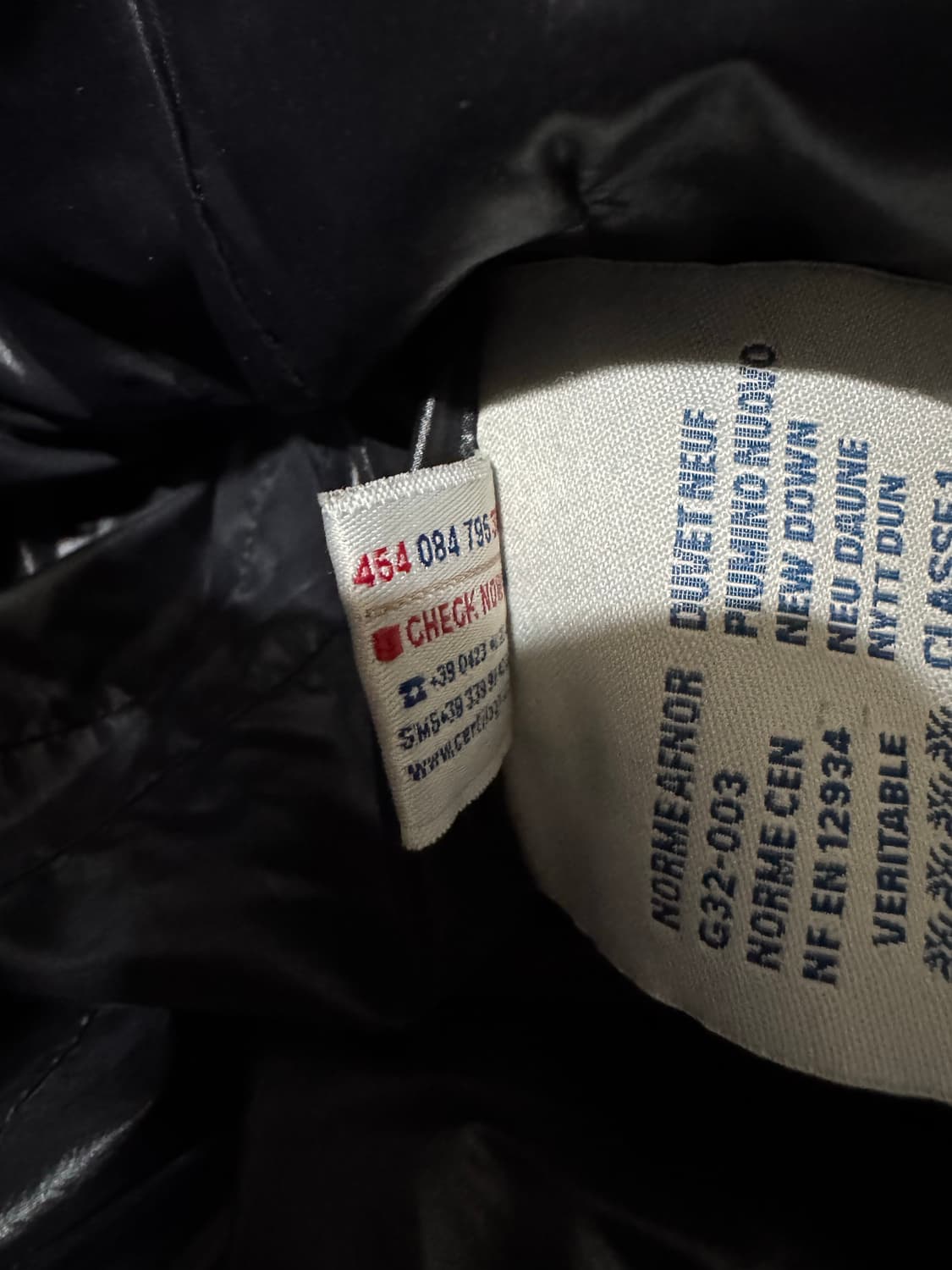 0 몽클레어 보스 여성 패딩 상품이미지10