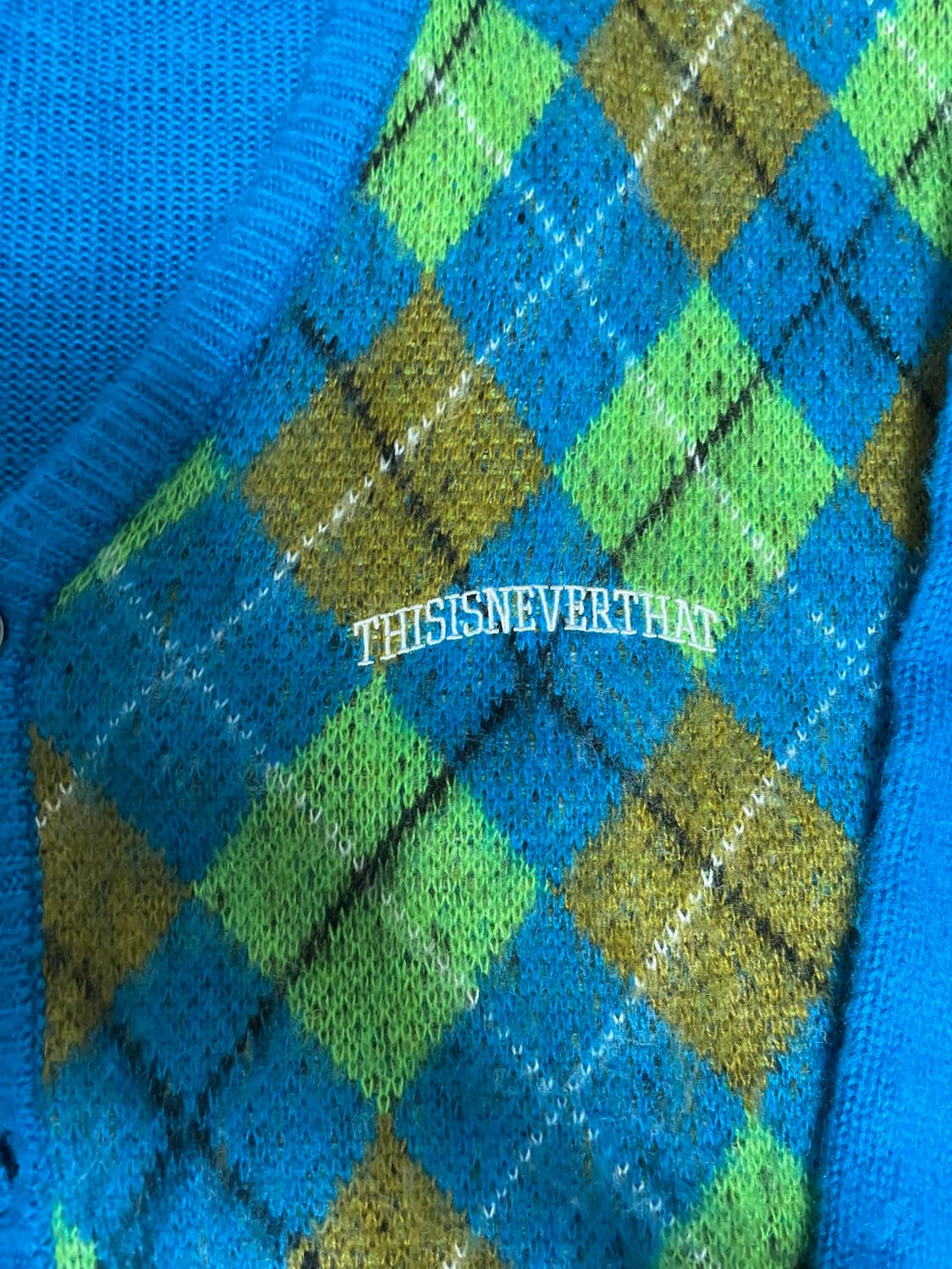 디스이즈네버댓 아가일 가디건 상품이미지3