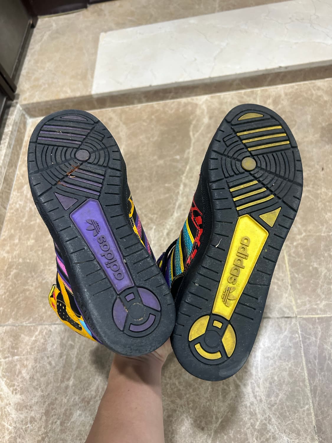 아디다스 제레미 스캇 상품이미지4