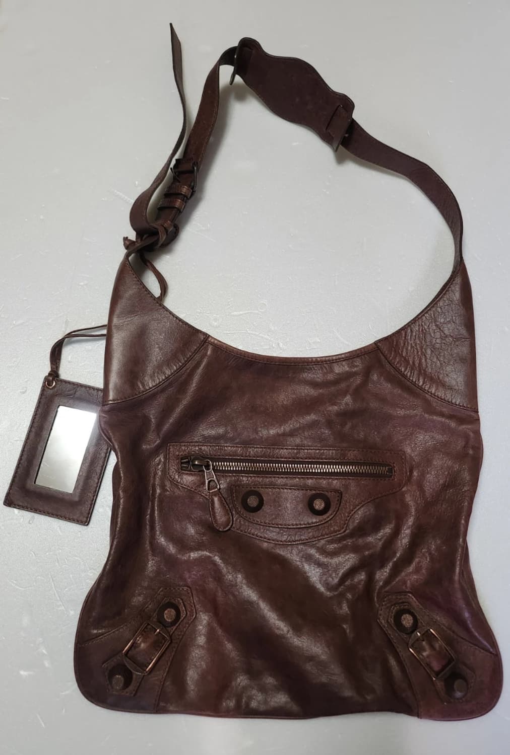 발렌시아가 호버백 상품이미지1