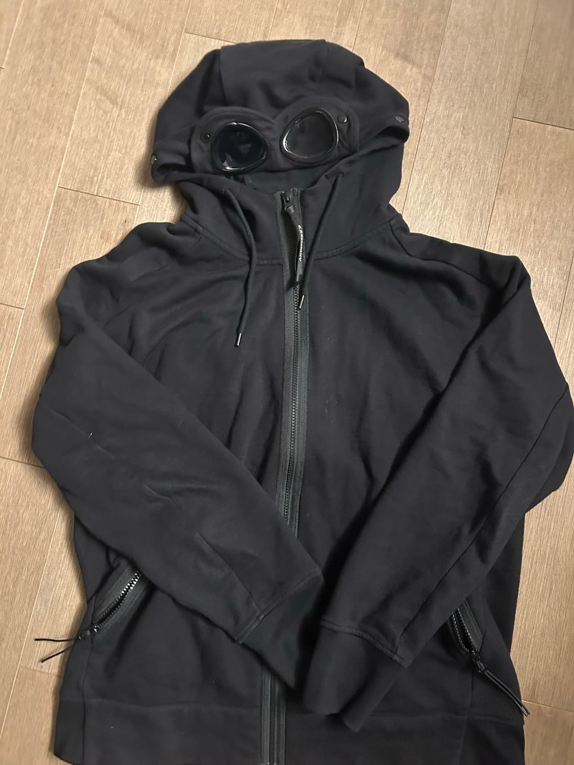cp컴퍼니 고글 후드집업 상품이미지1