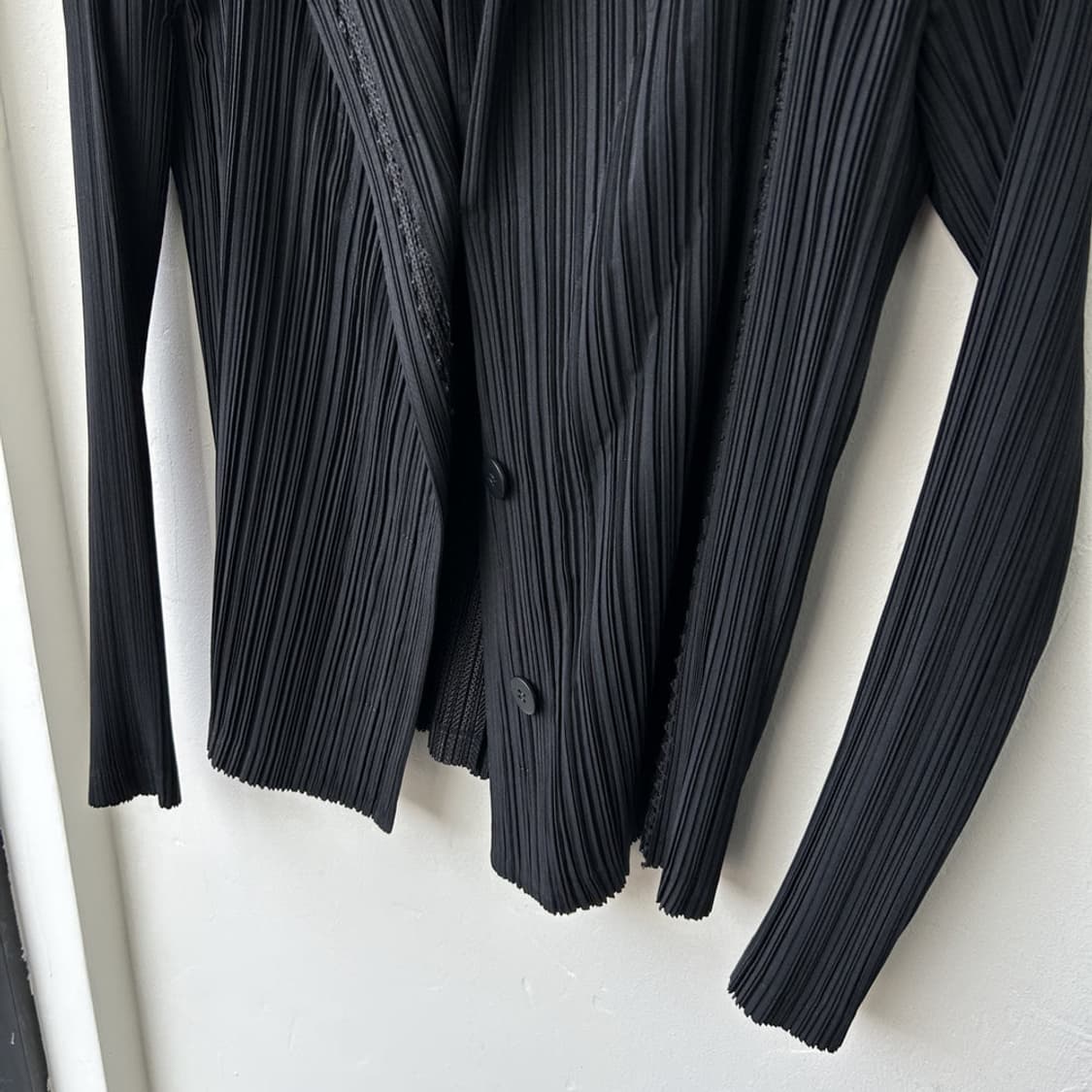 16472 - 이세이 미야케 FETE 플리츠 플리즈 가디건 상품이미지3
