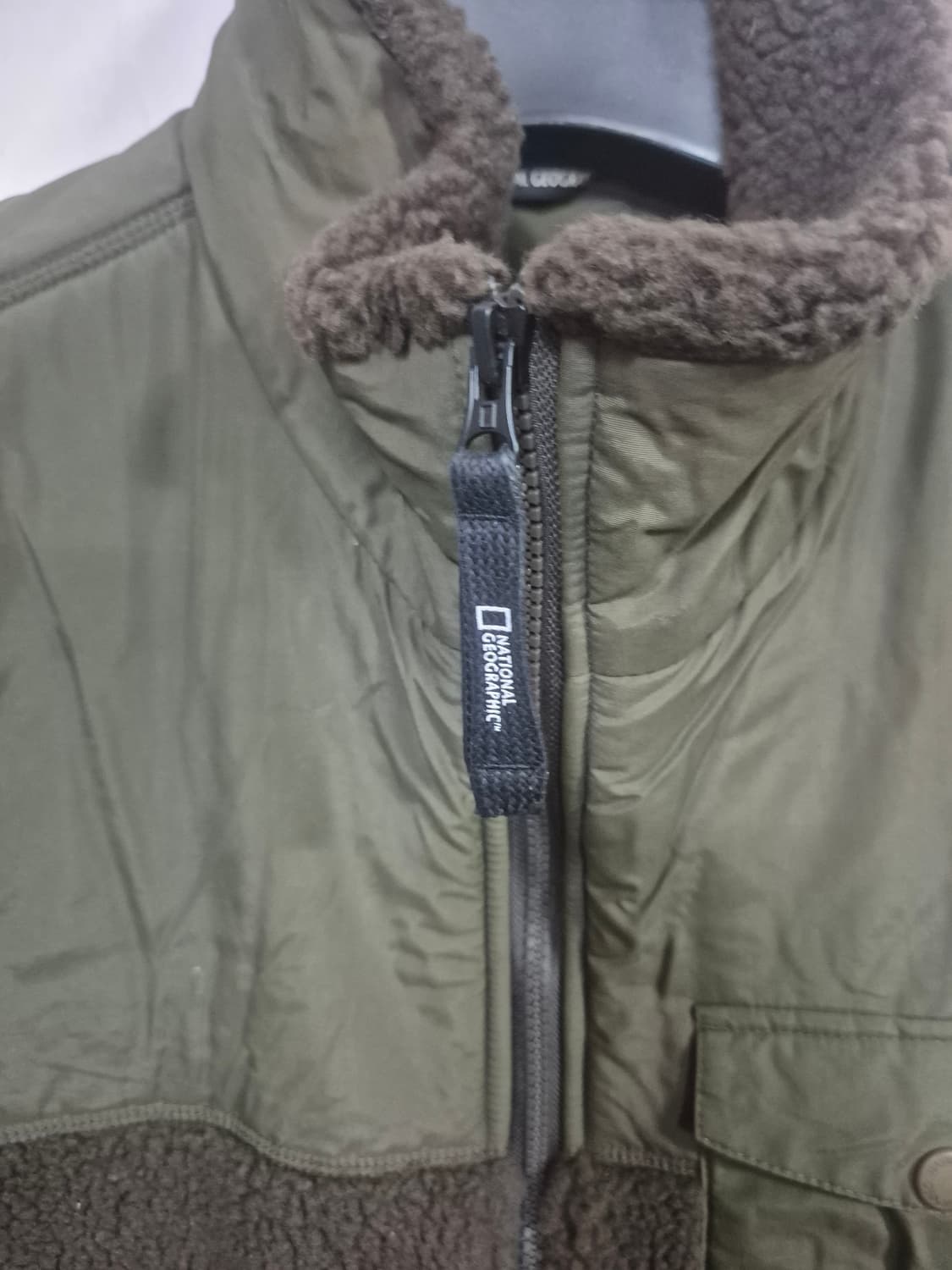 내셔널지오그래픽 양털 조끼 카키 상품이미지5