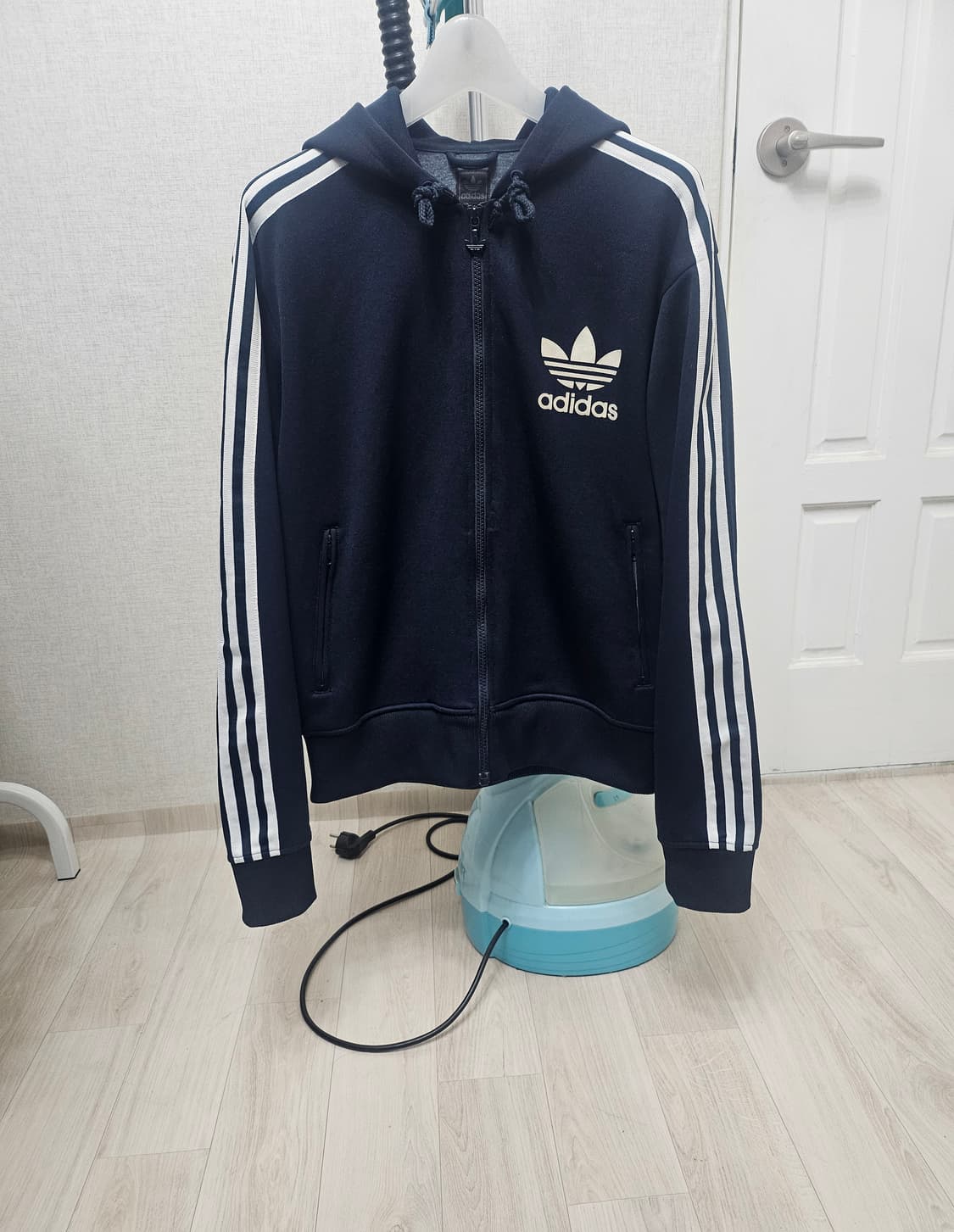 (100)L ☆초대장급☆ 아디다스 파이어버드 플락 [네이비] 후드져지 상품이미지1