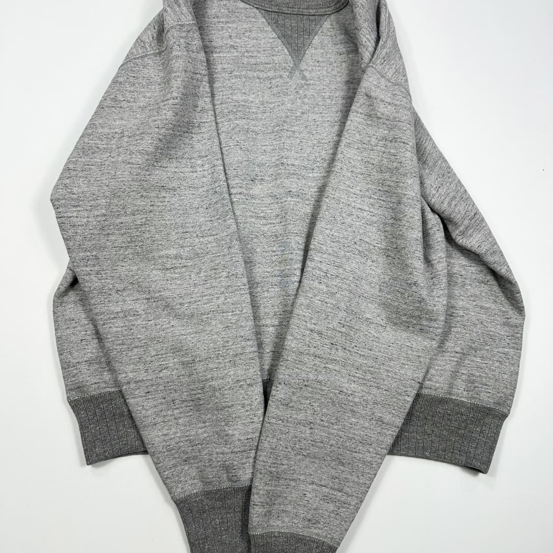화이츠빌 재팬 루프휠 그레이 크루넥 맨투맨 (XL) 상품이미지5
