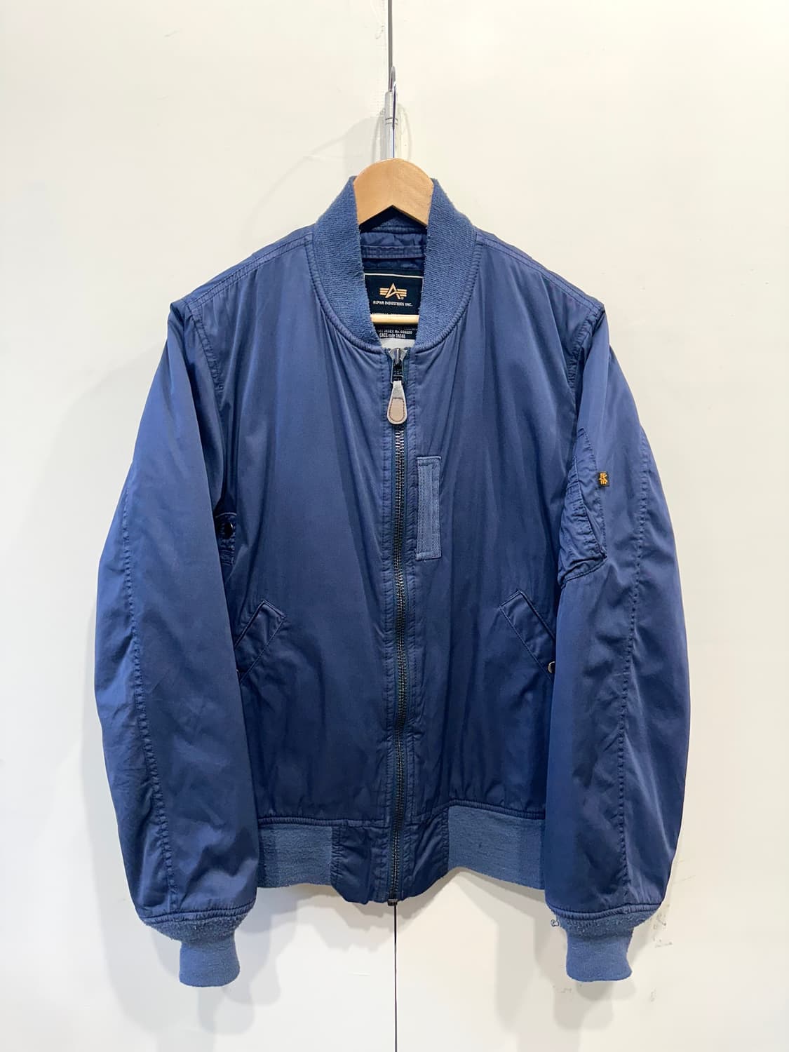 알파인더스트리 클래식 MA-1 플라이트 자켓 상품이미지1