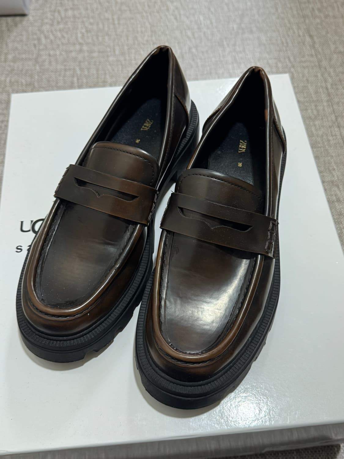 자라 빈티지 트랙솔 클래식 페니 로퍼 브라운 39 250 상품이미지5