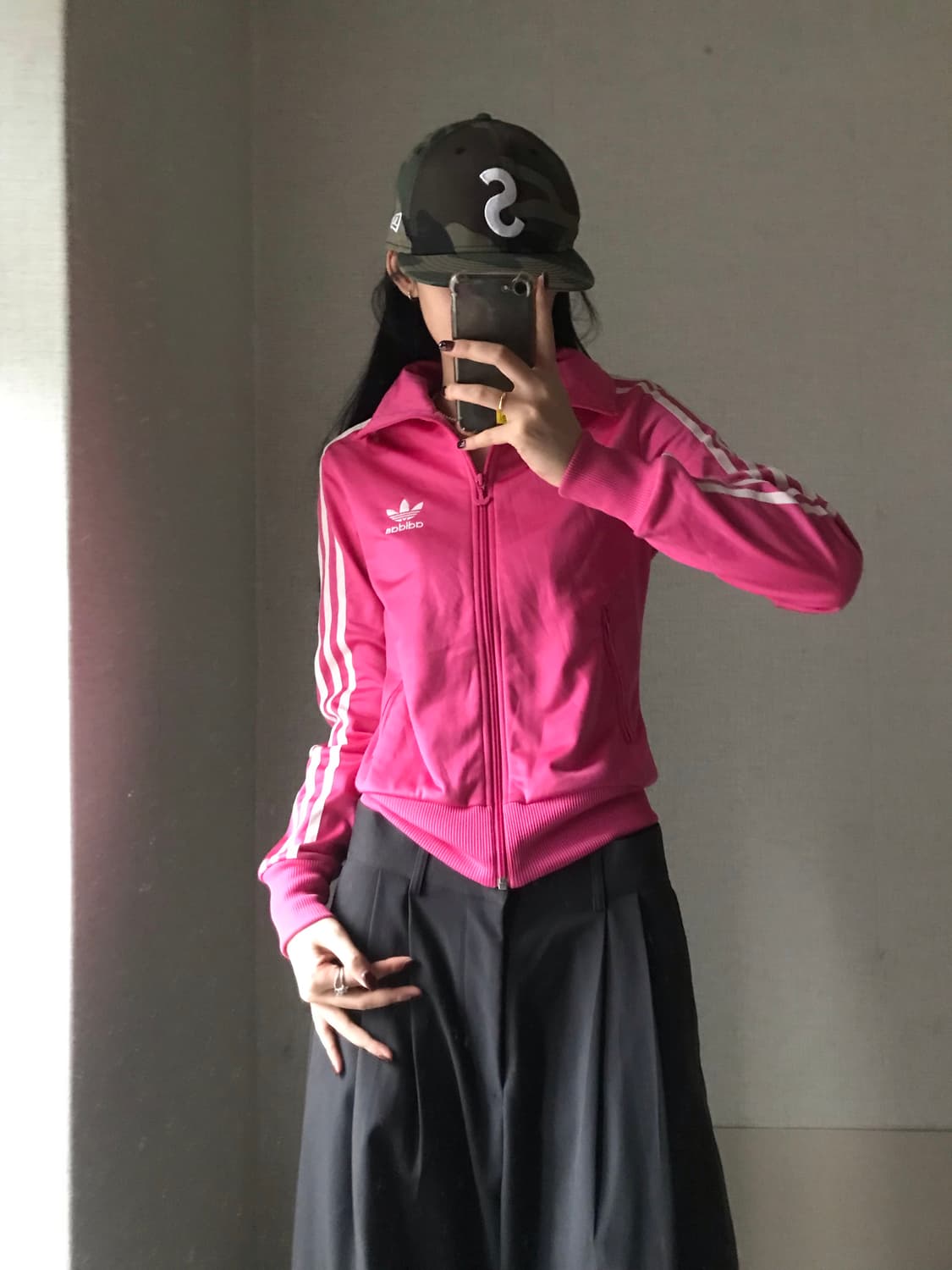 아디다스 핑크 빅로고 제니져지 상품이미지5