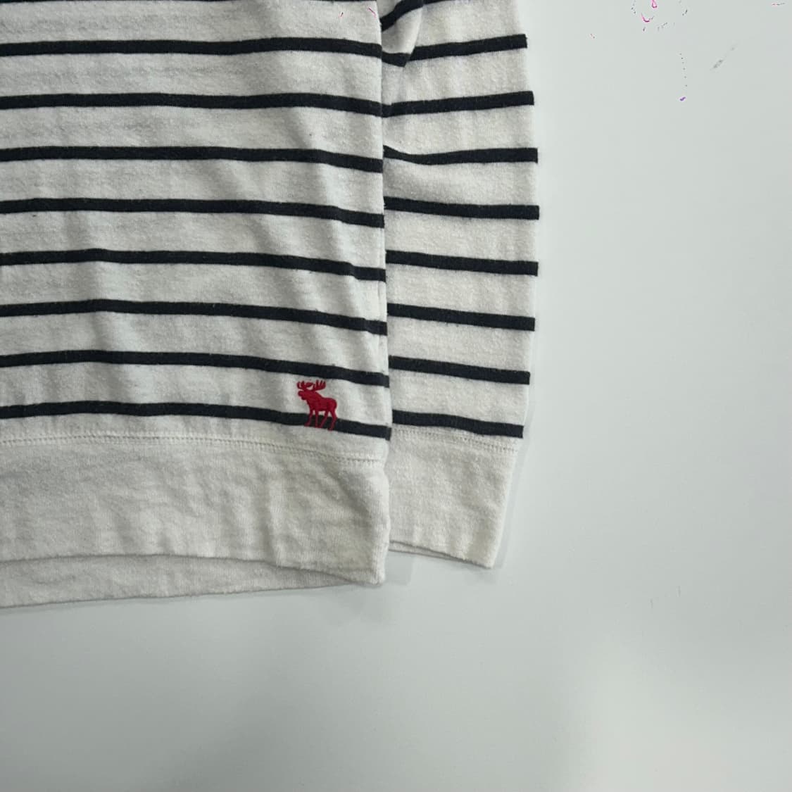 Abercrombie 아베크롬비 딥네이비 스트라이프 7부 티셔츠  상품이미지4