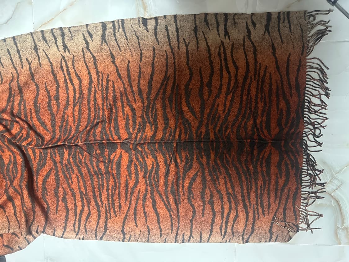 멀버리 호피 머플러 (새제품) 상품이미지2