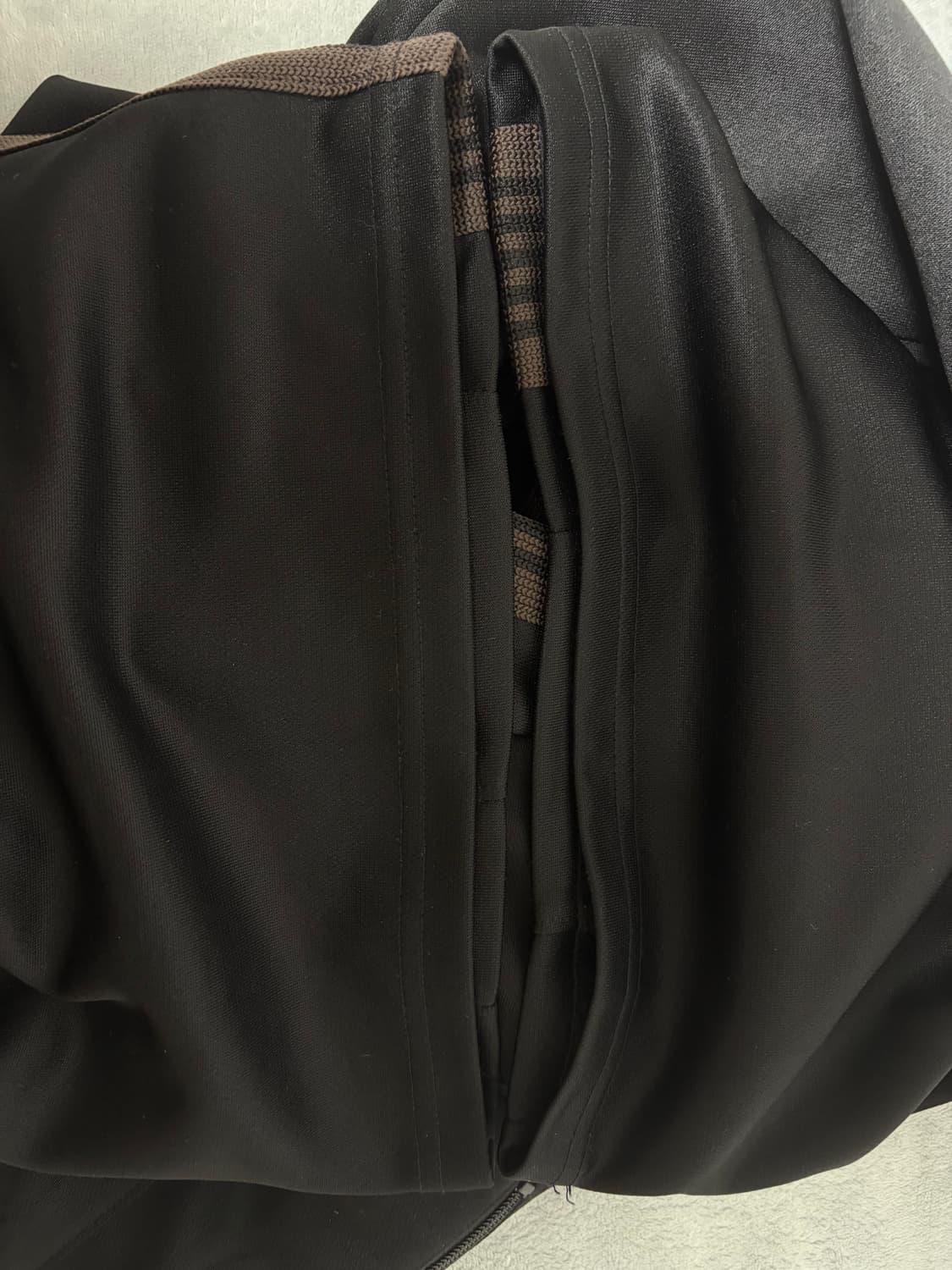 니들스 HD 트랙팬츠 블랙 상품이미지5