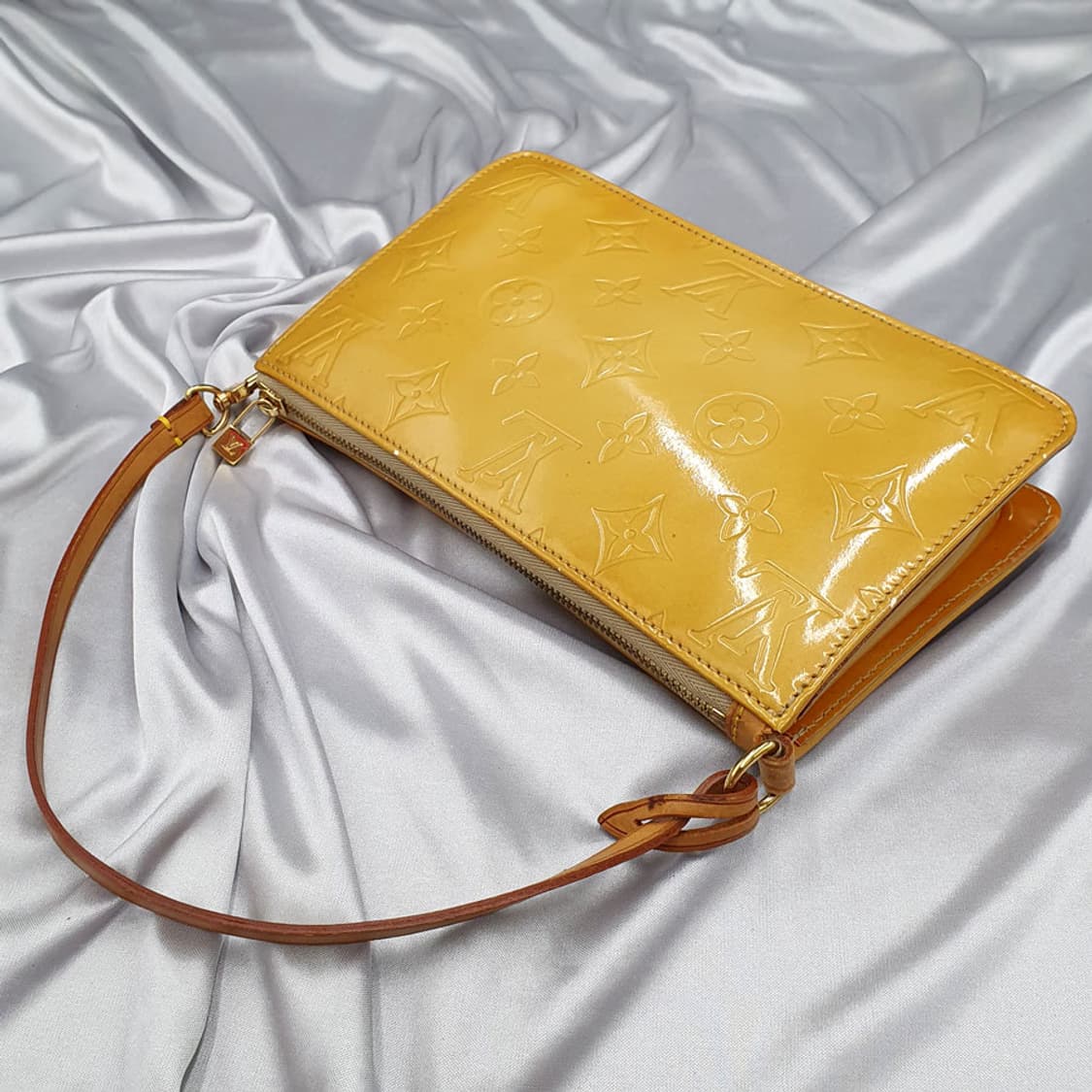 루이비통 베르니 파우치 숄더백 중고 가방 은피아노 상품이미지7