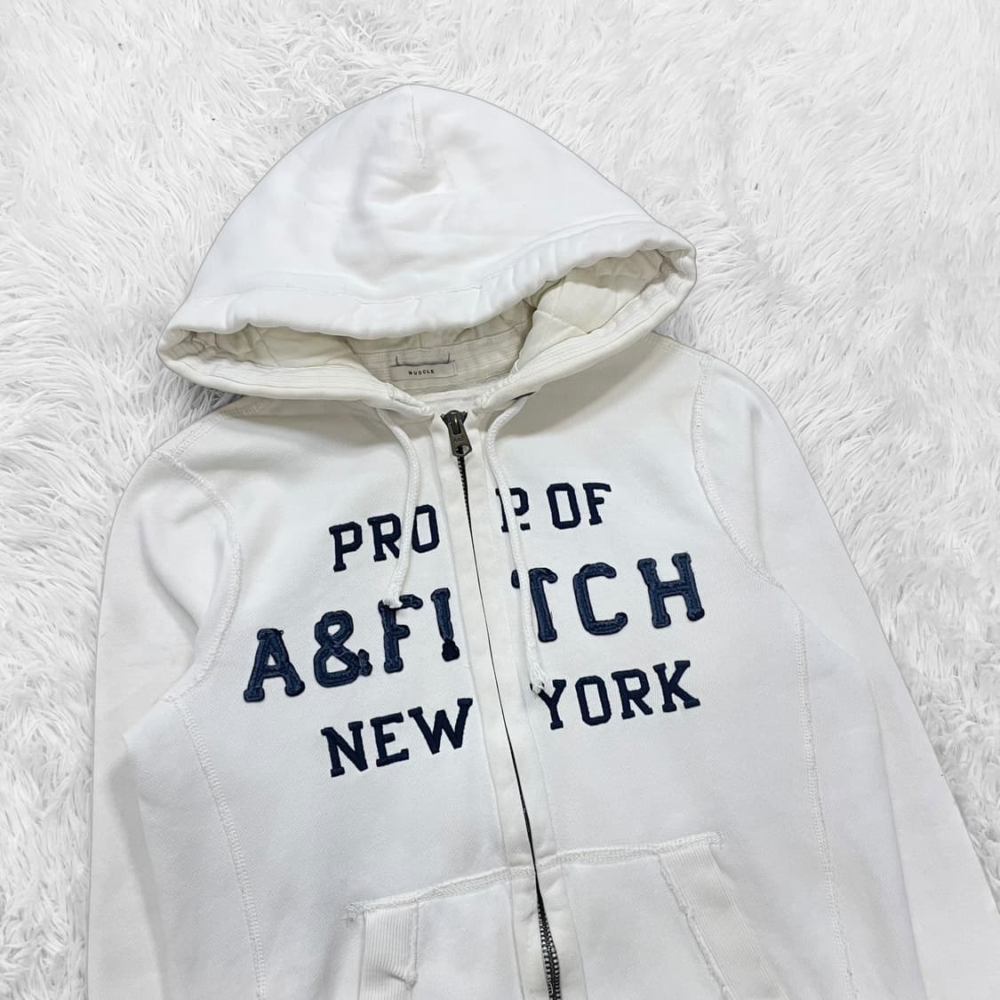 아베크롬비 스펠 로고 후드집업 화이트 상품이미지3