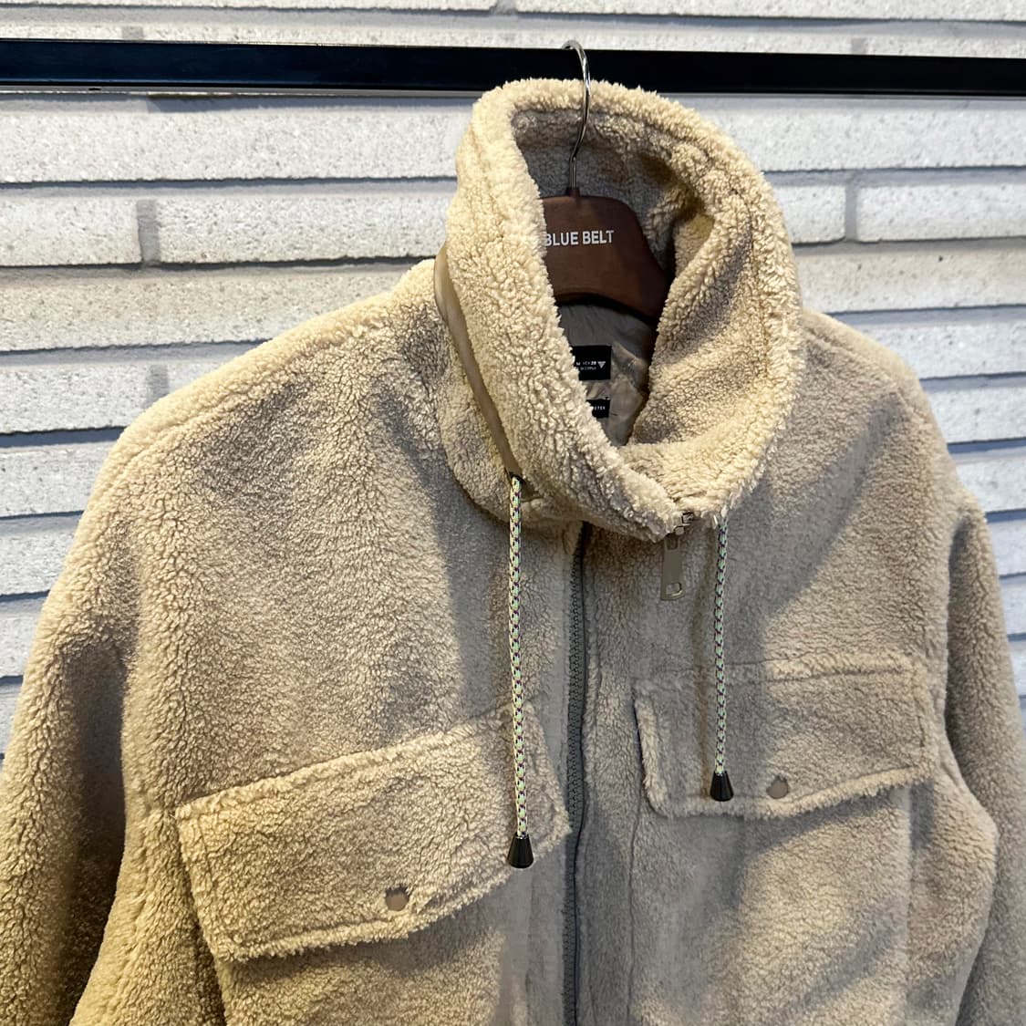 ZARA 자라 셰르파 플리스 숏 자켓 빅포켓 스트링 디테일 베이지 상품이미지4