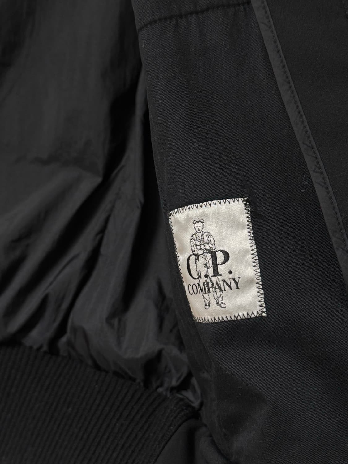 cp컴퍼니 니트패딩 자켓 L 상품이미지5