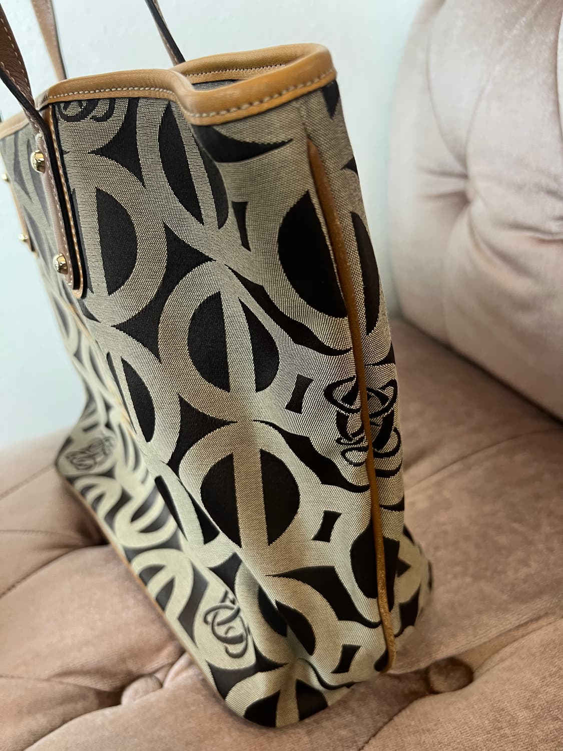 루이까또즈 브라운 로고 숄더백 쇼퍼백 상품이미지4