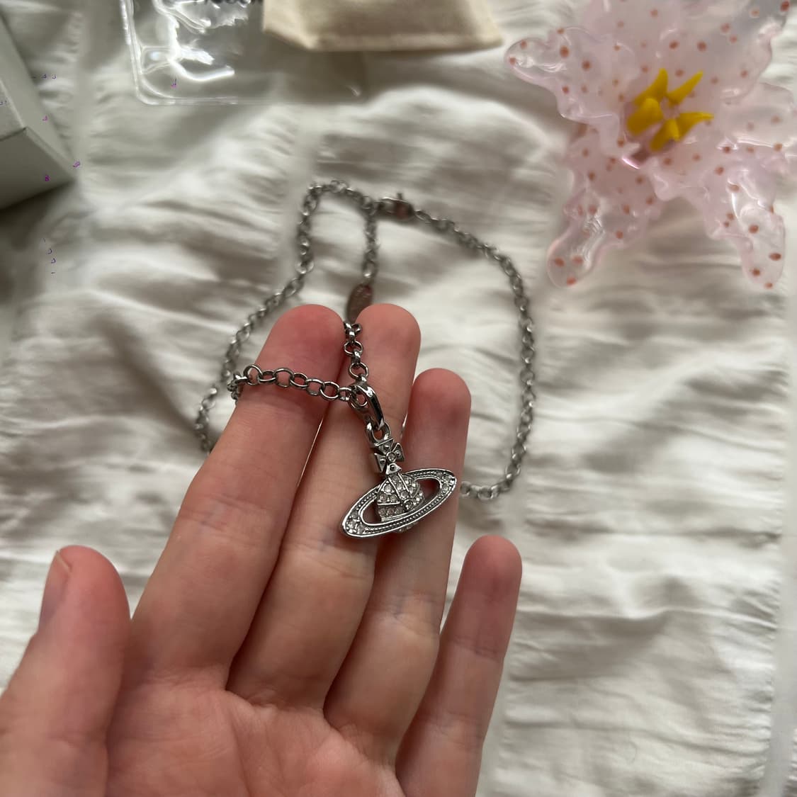 비비안웨스트우드 미니 바스 릴리프 펜던트 네크리스 (실버) 상품이미지5