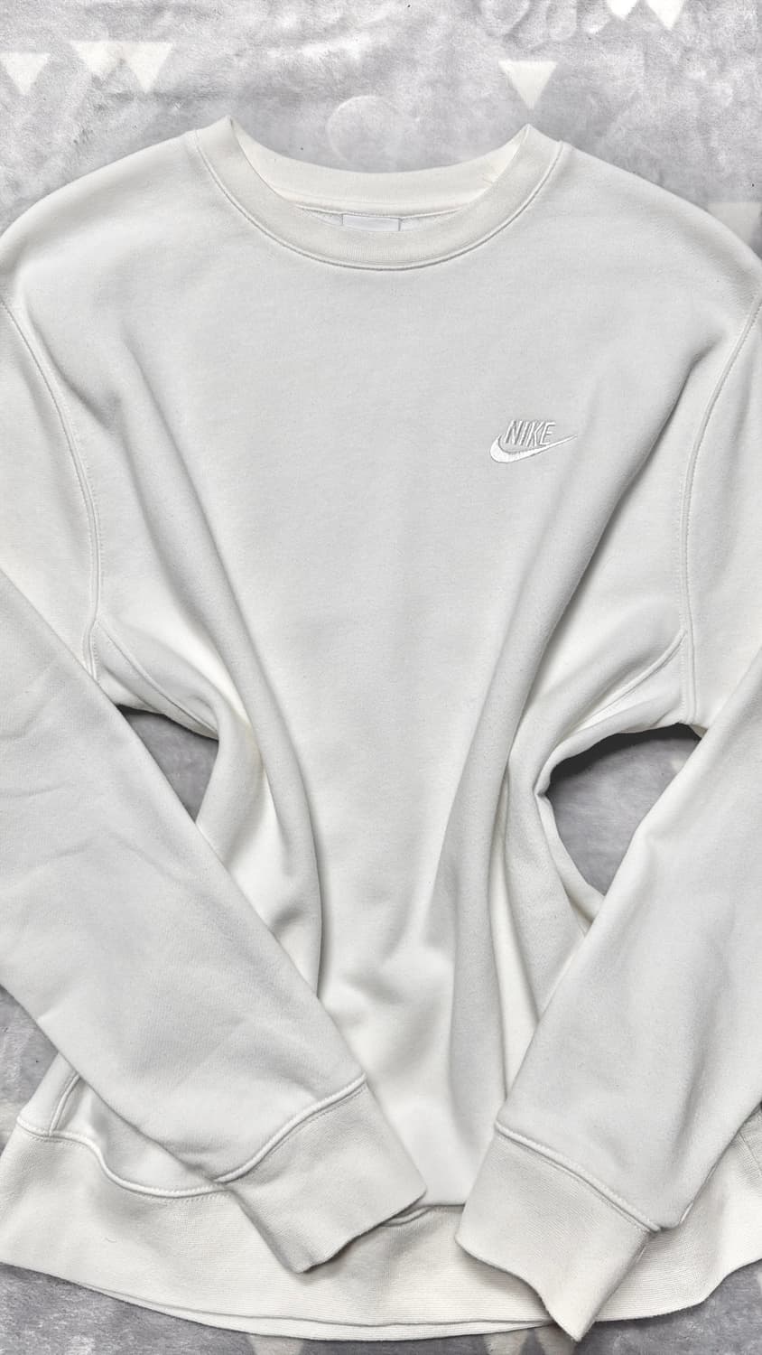 나이키 맨투맨 상품이미지1