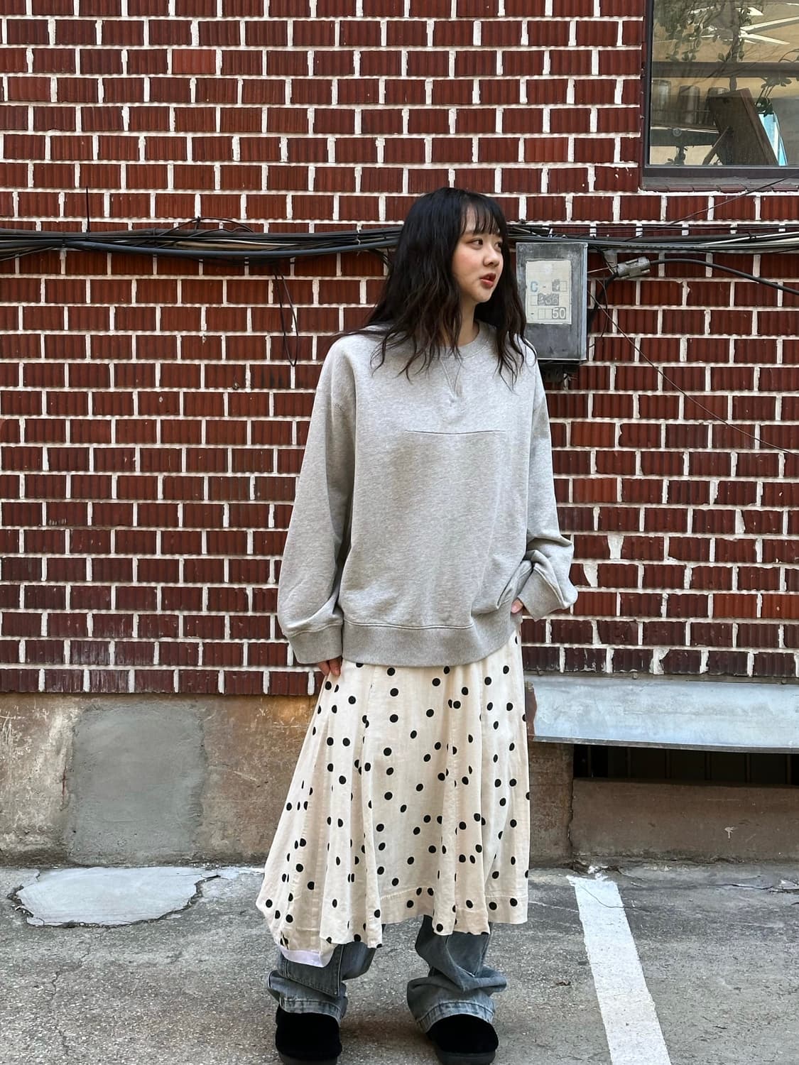 메종마르지엘라 맨투맨 도트 스커트 연청 데님 팬츠 코디세트 상품이미지3