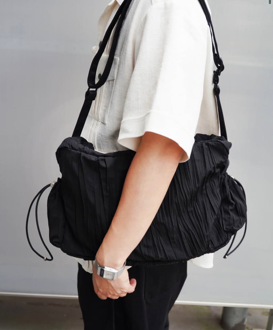 하 아카이브 ctr 플리츠 하이브리드 숄더 크로스백 상품이미지1