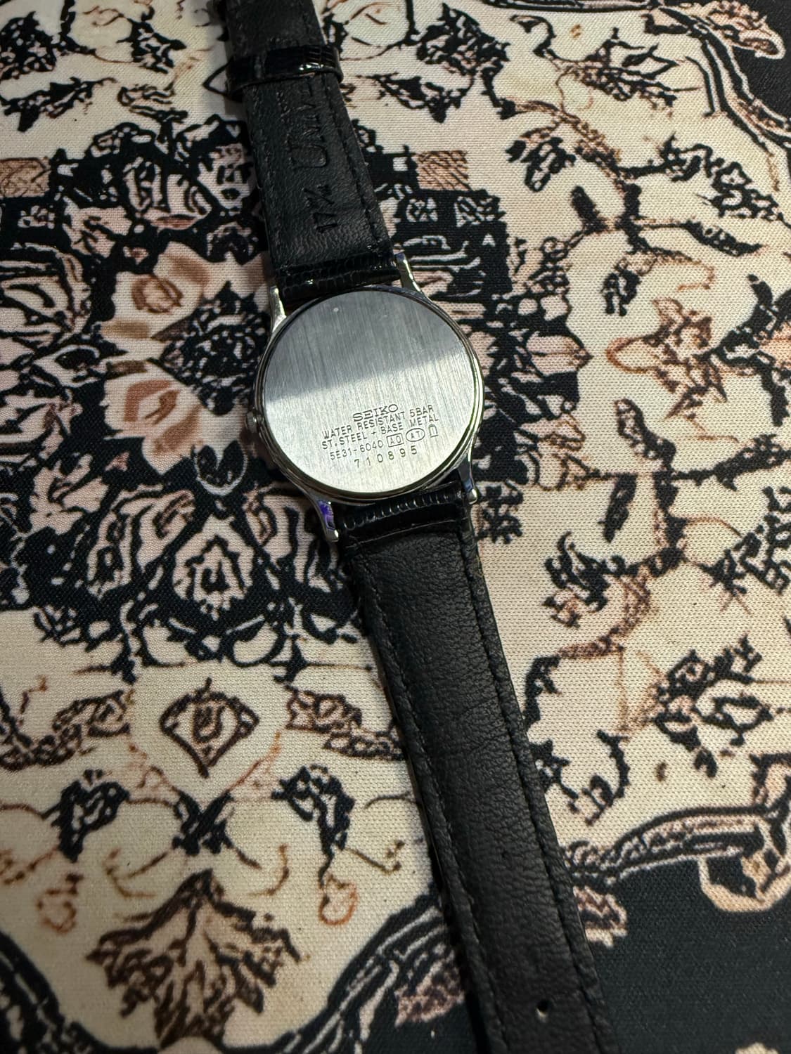 SEIKO 빈티지 쿼츠 시계 상품이미지3