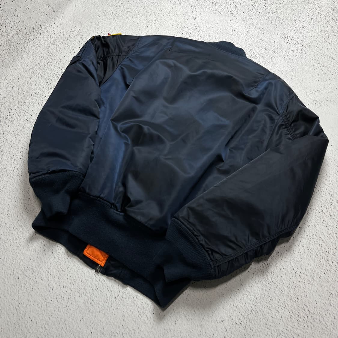 Alpha Industries MA-1 NASA Flight Jacket 상품이미지6