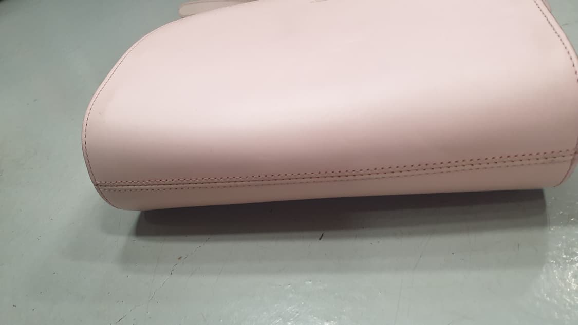 A.P.C. 하프문백 라이트핑크 가방 상품이미지6