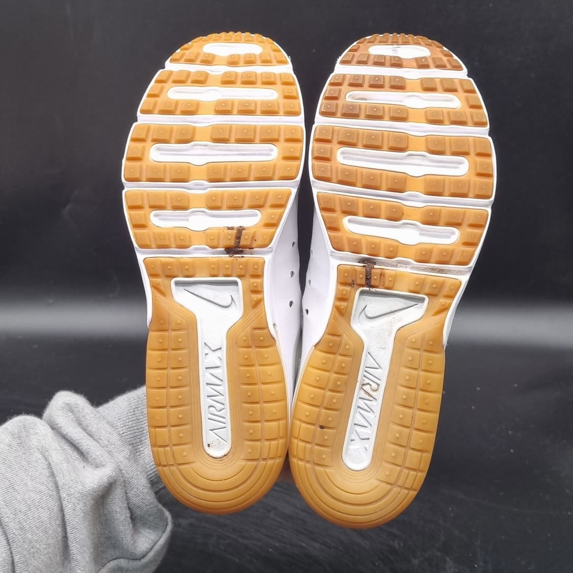 나이키 에어맥스 시퀀트3 여성운동화235  상품이미지3