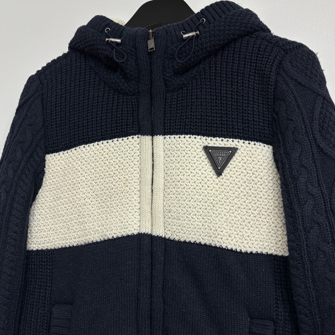 게스 양털 후드 니트집업 상품이미지2