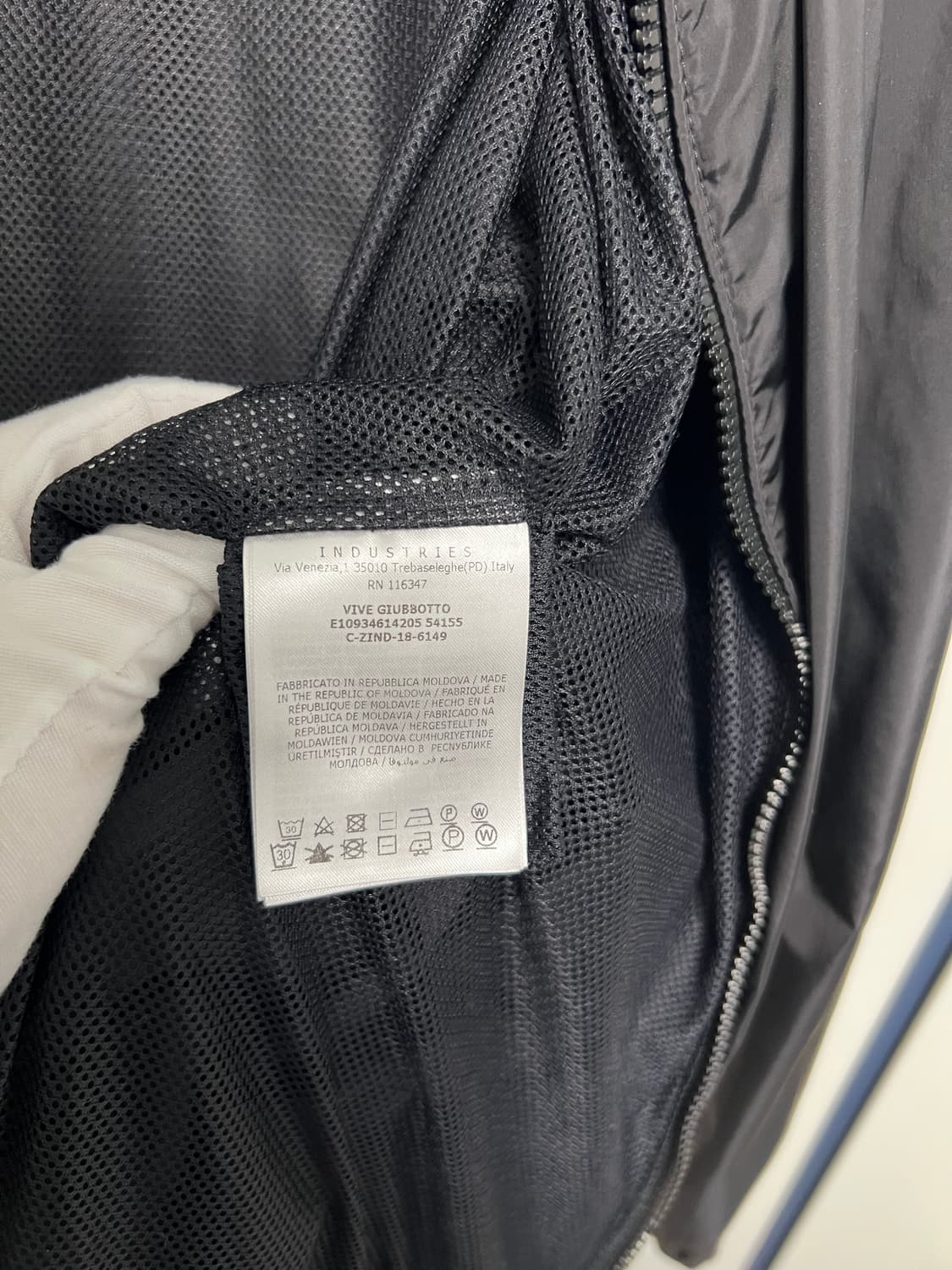 [2] 몽클레어 여성 바람막이 자켓 상품이미지5