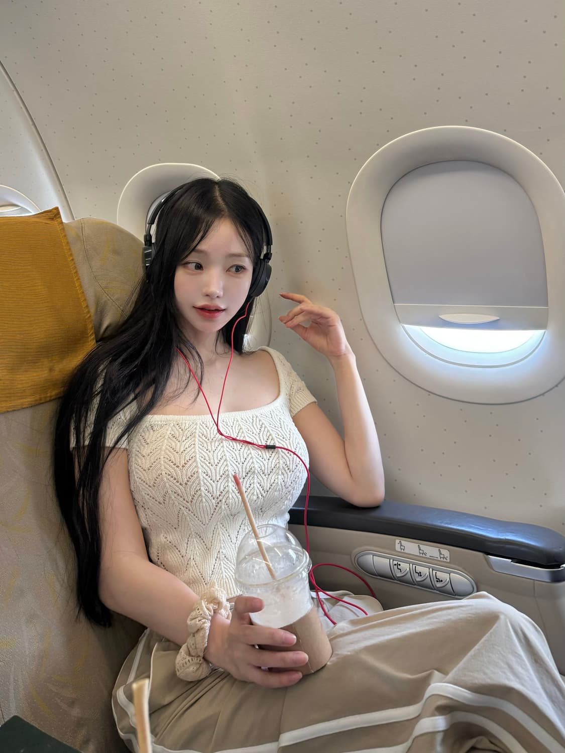 카인다미 스퀘어넥 물결 니트 크림 상품이미지4