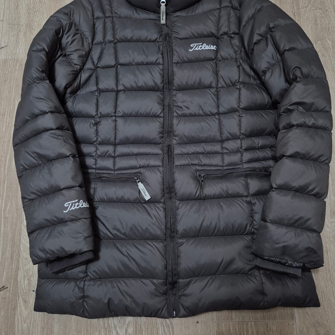 타이틀리스트 여성 골프웨어 위리스트 로고 골프 패딩 M(95) 상품이미지3