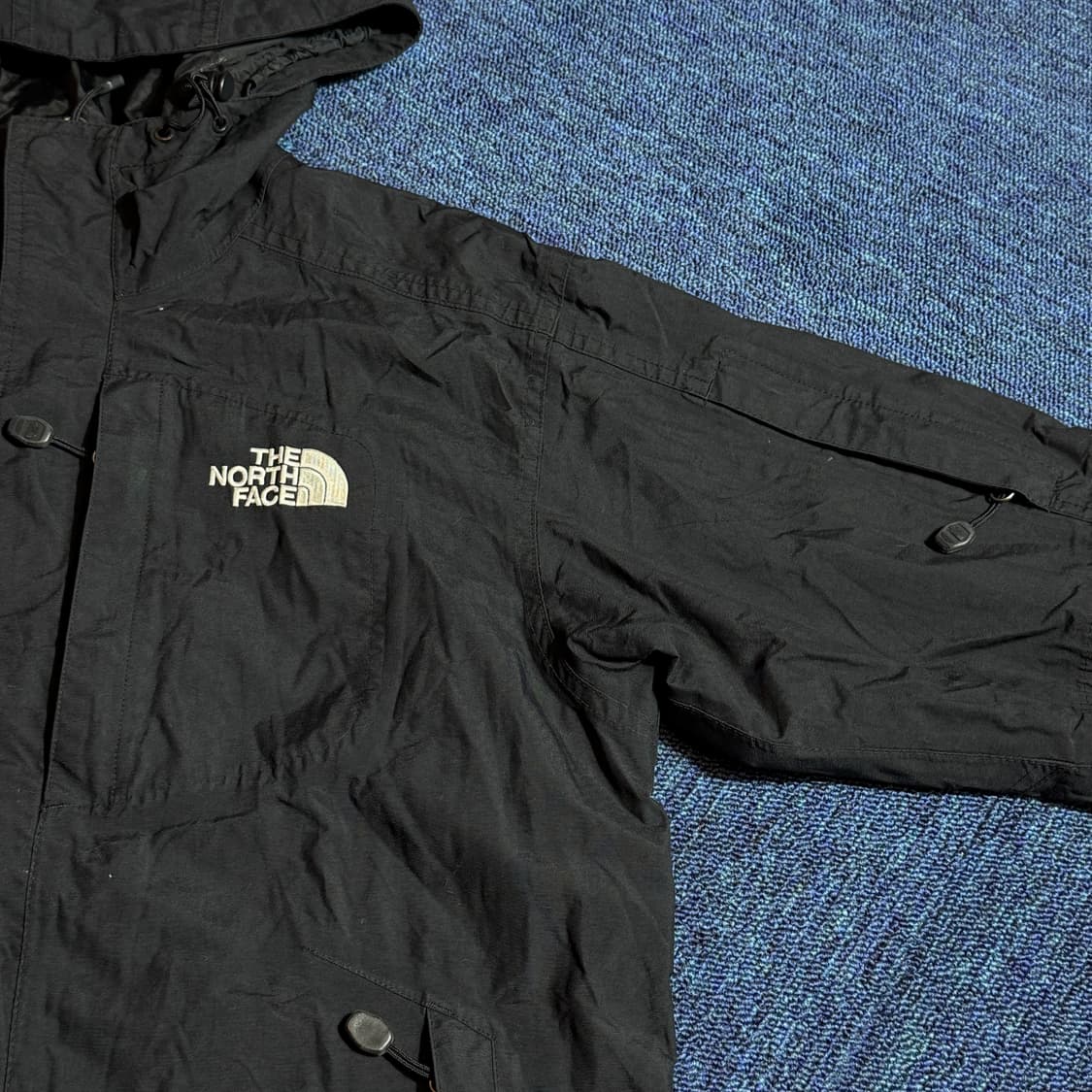 노스페이스 블랙 후드 바람막이 상품이미지4