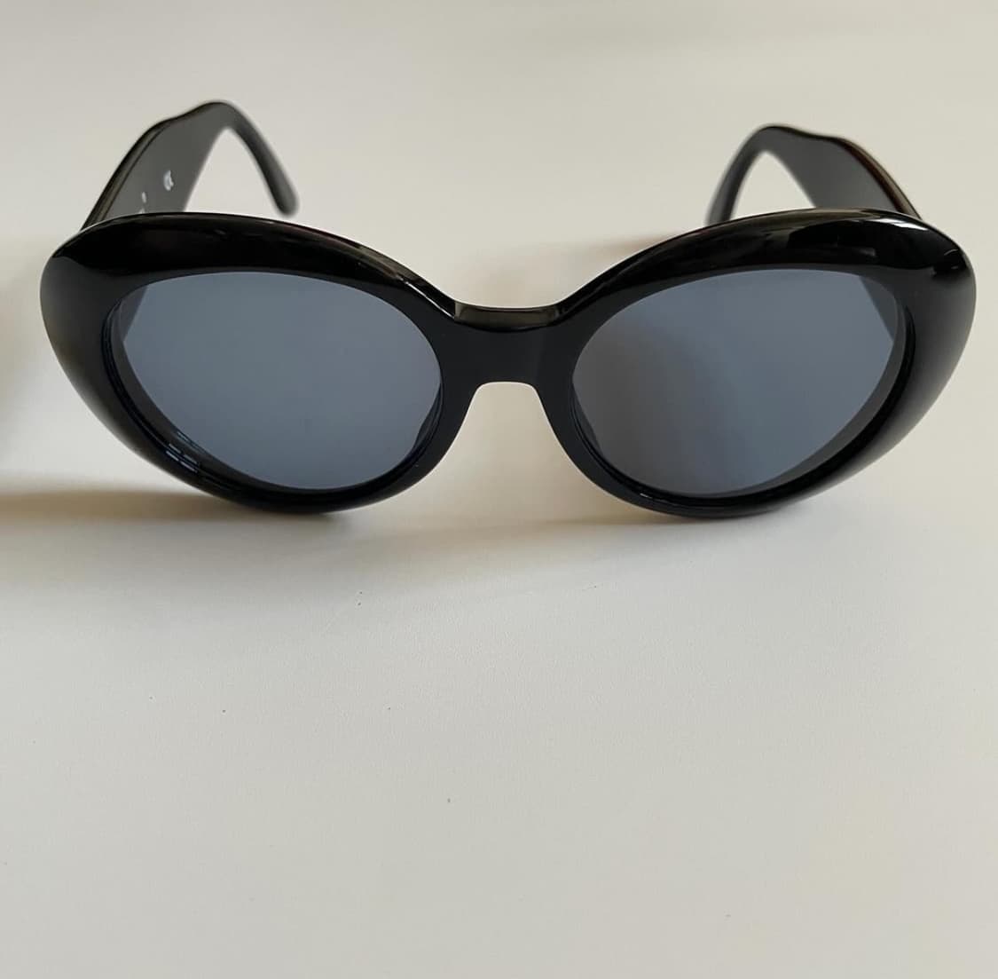 CHANEL OVAL SUNGLASSES 상품이미지3