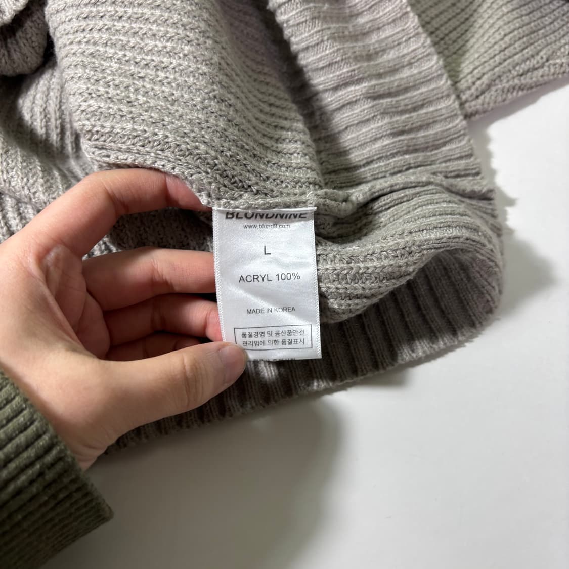 L 블론드나인 베이지그레이 반집업니트 상품이미지5
