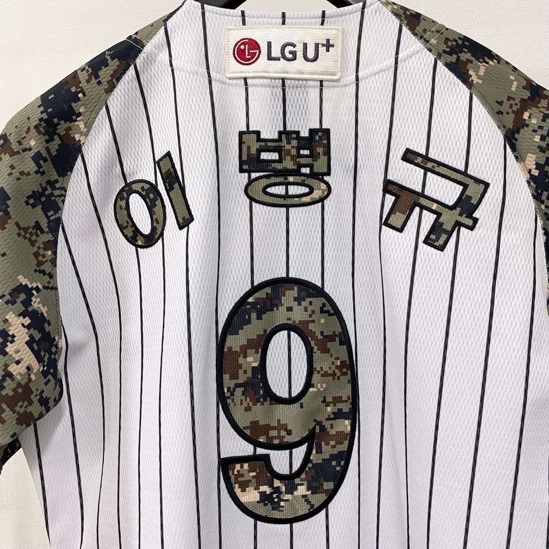 데상트 LG트윈스 어센틱 밀리터리 유니폼 이병규 마킹 상품이미지3