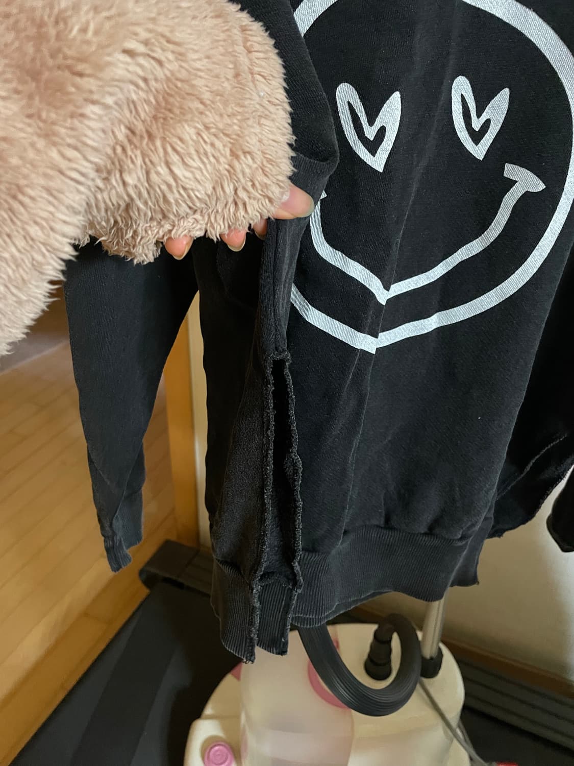Forever21 피그먼트 트임 맨투맨 블랙 워싱 상품이미지3