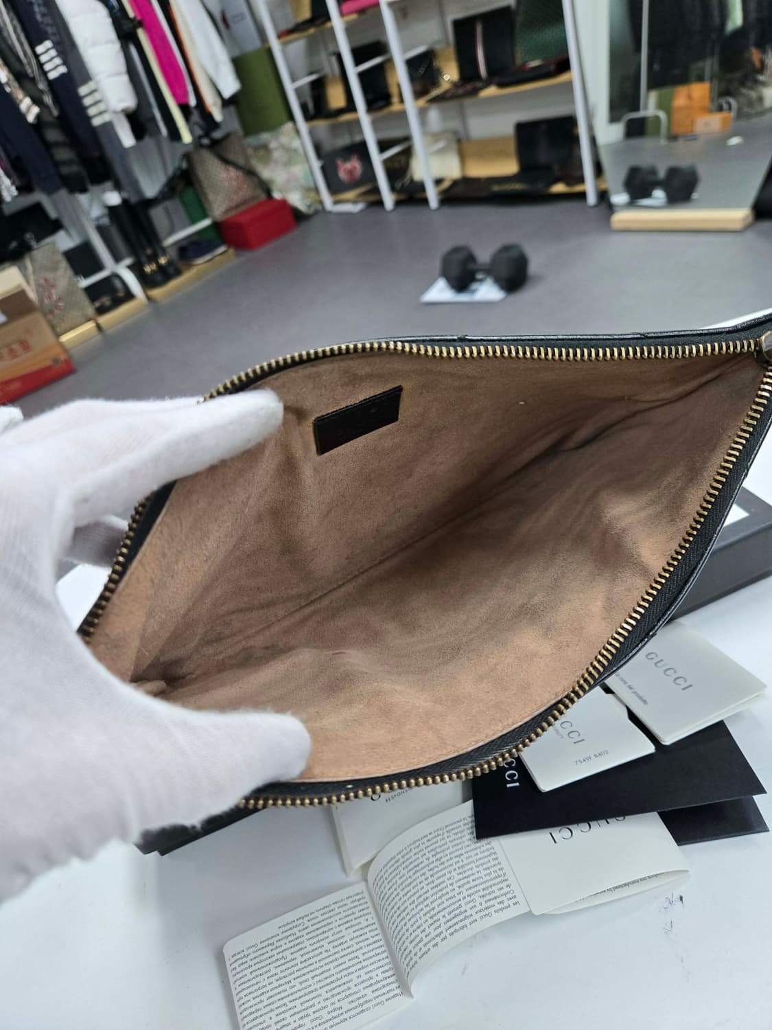 [50%할인] 구찌 마틀라세 GG 클러치백 상품이미지6