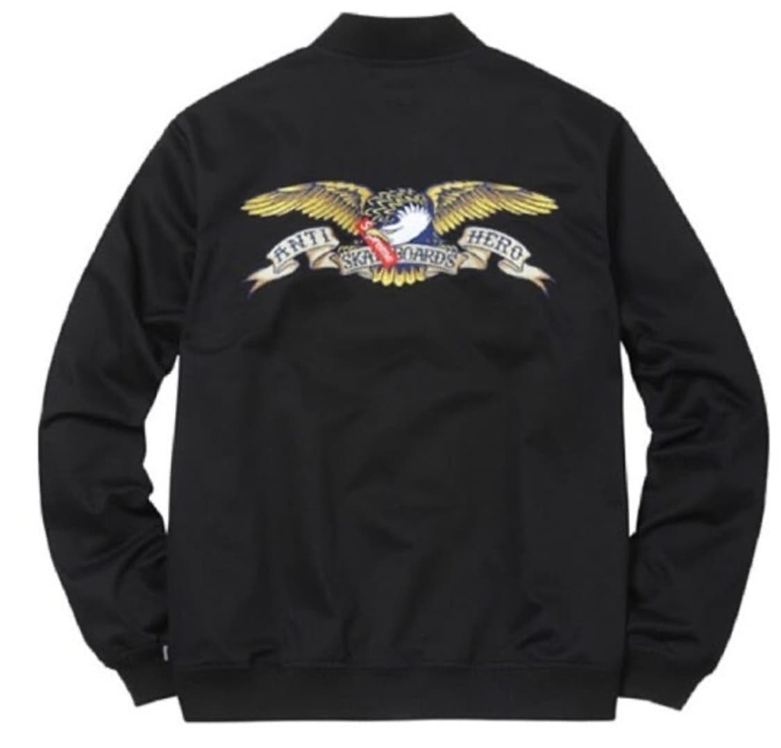 슈프림 안티히어로 봄버 M 상품이미지1