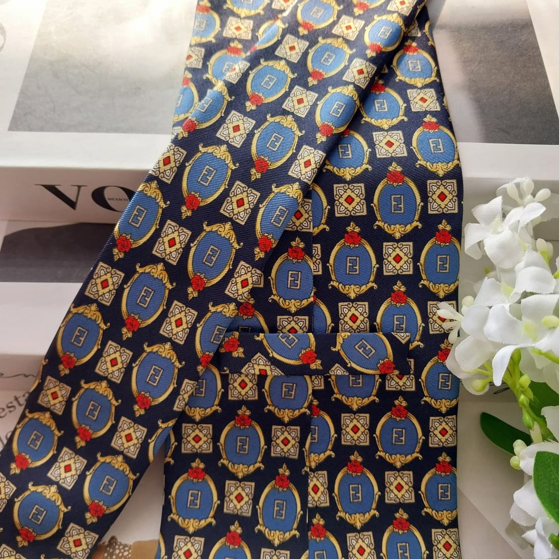 펜디 실크 네이비 주카 패턴 넥타이 10.3cm A+등급 K1561
 상품이미지6