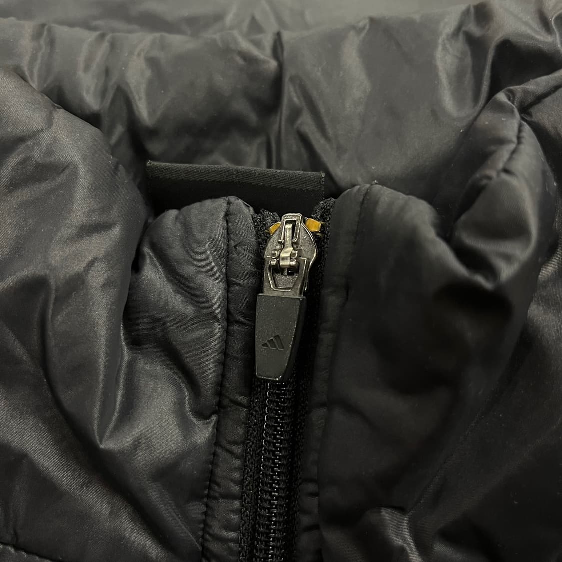 아디다스 검빨 ac밀란 숏패딩 90 상품이미지7