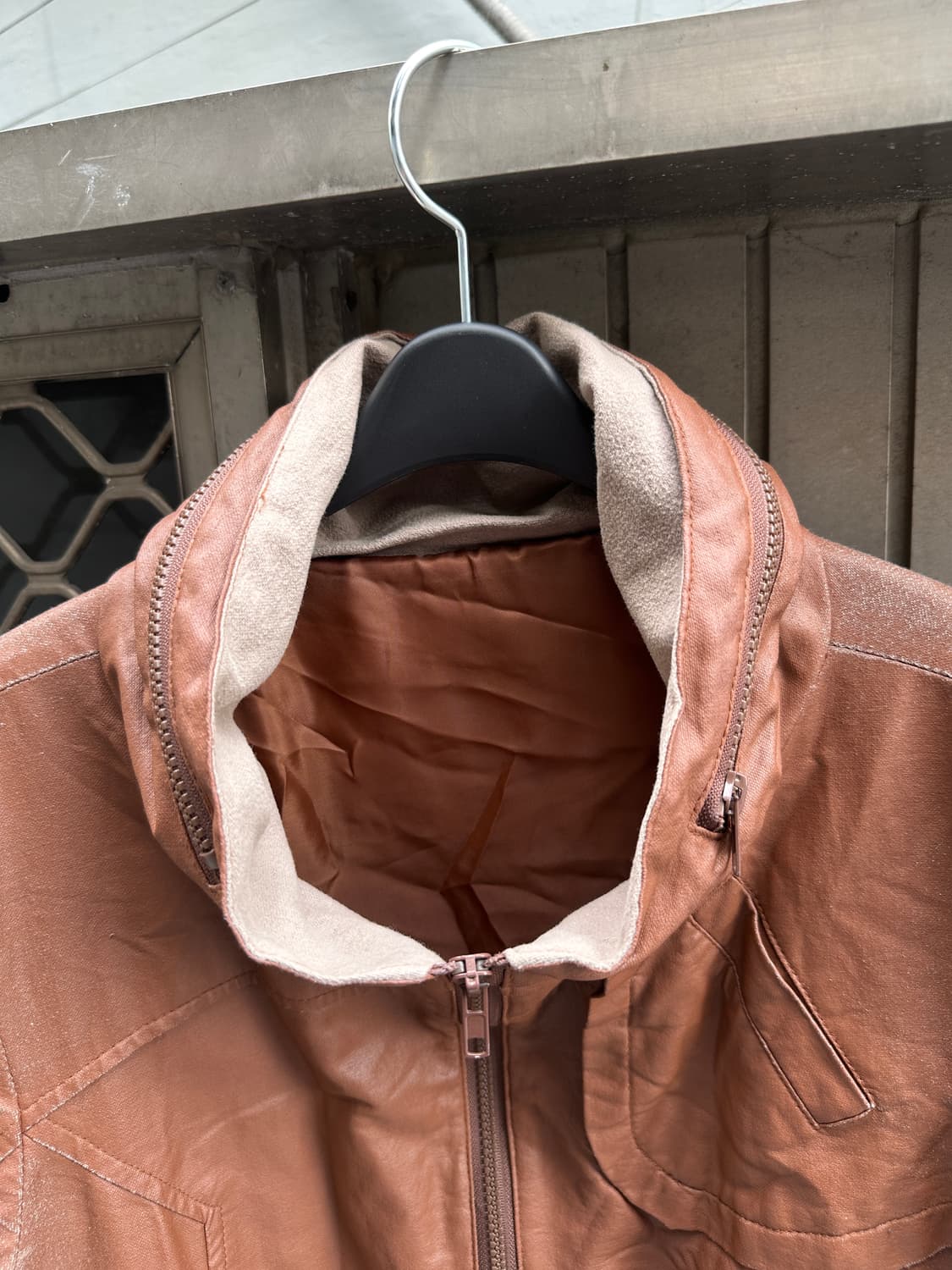 High neck brown leather jacket 상품이미지7